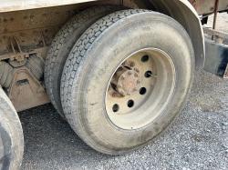CAMION VACTOR VOLVO VHD