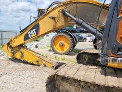 EXCAVADORA CATERPILLAR 326FL