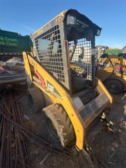 MINICARGADOR CATERPILLAR 226B