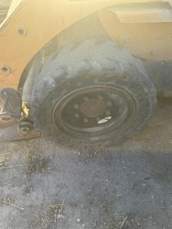 MINICARGADOR CATERPILLAR 226B