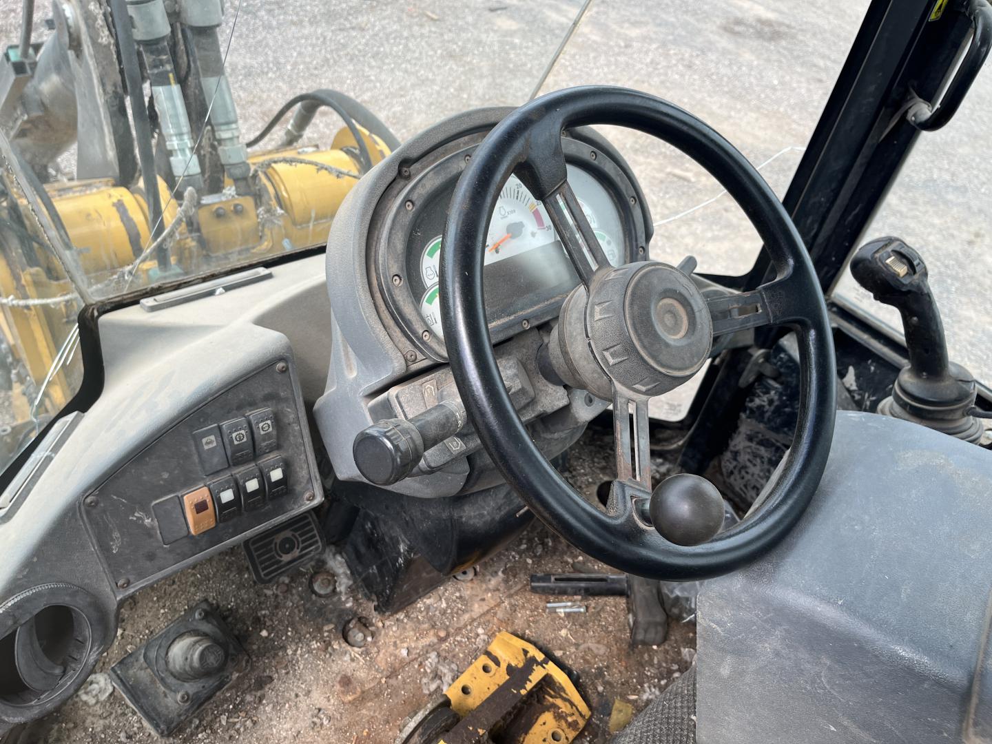 imagenes/INVOICE/2026/18987/CATERPILLAR_930H_14.JPG
