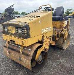 COMPACTADOR CATERPILLAR CB-224C