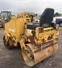 COMPACTADOR CATERPILLAR CB-224C