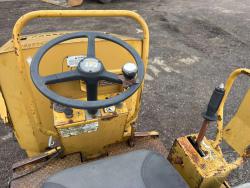COMPACTADOR CATERPILLAR CB-224C