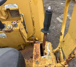 COMPACTADOR CATERPILLAR CB-224C