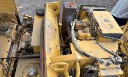 COMPACTADOR CATERPILLAR CB-224C