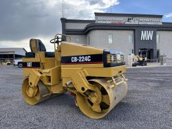 Compactador Caterpillar CB-224C