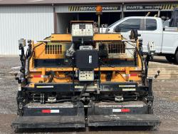 PAVIMENTADORA LEEBOY 8515E
