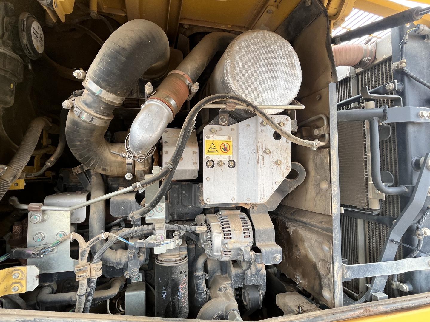 imagenes/INVOICE/2026/19021/Cargador_frontal_Komatsu_WA200-7_20.JPG