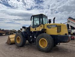 Cargador frontal Komatsu WA200-7