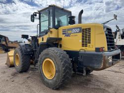 Cargador frontal Komatsu WA200-7