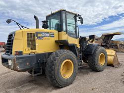 Cargador frontal Komatsu WA200-7