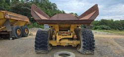 DOMPE ARTICULADO CATERPILLAR 740