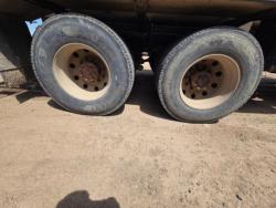 CAMION VACTOR PETERBILT 340