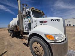 CAMION VACTOR PETERBILT 340