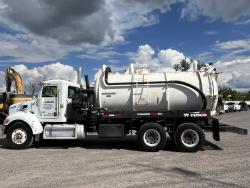 Camion de Presion de Vacio Peterbilt 340 dot 407/412