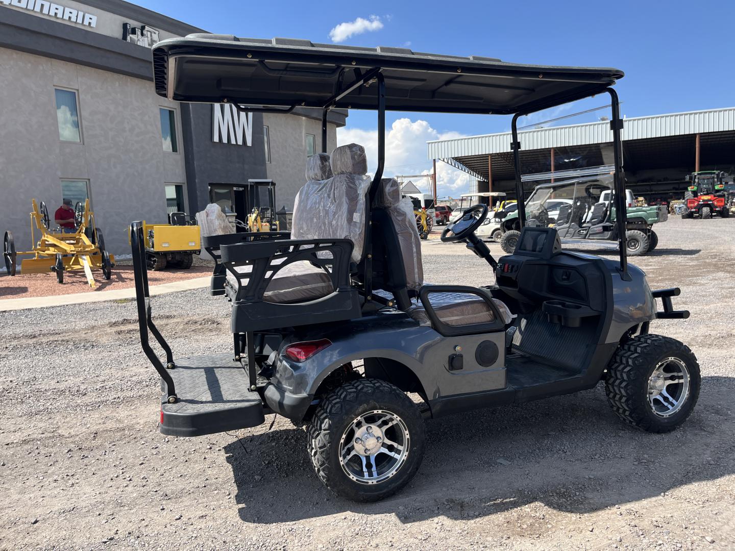 imagenes/INVOICE/2026/19095/Carro_de_golf_Sdlanch_SDLGC80_4.JPG