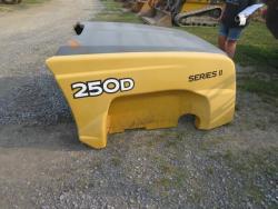 COFRE JOHN DEERE 250D