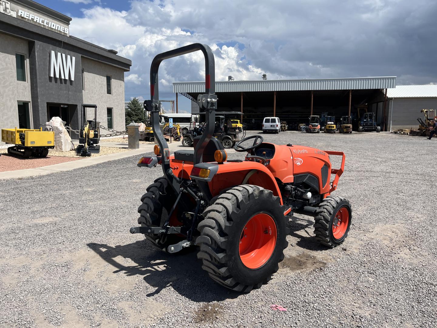 imagenes/INVOICE/2026/19104/KUBOTA_L3902HST_8.JPG