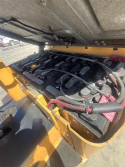 MONTACARGA LANDOLL  B40VAC