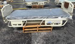 CAMA PARA HOSPITAL HILL-ROM ADVANTA P1600