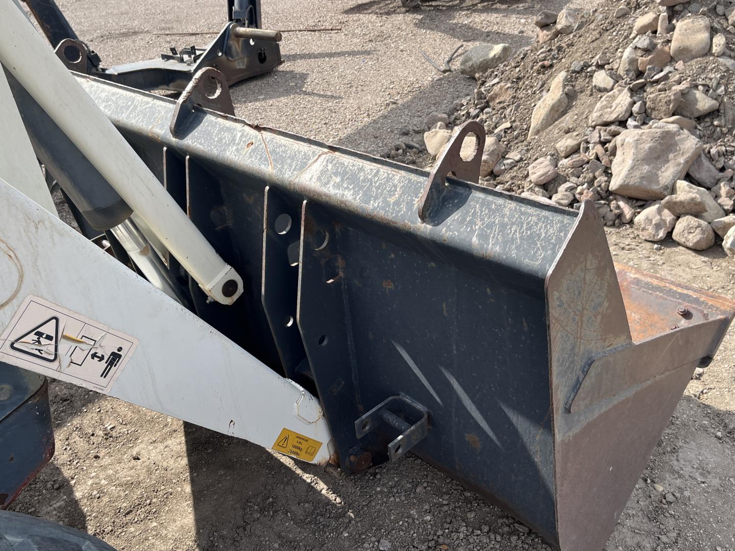 imagenes/INVOICE/2026/19120/Retroexcavadora_Terex_TX760B_14.JPG