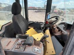 Cargador frontal Komatsu WA250