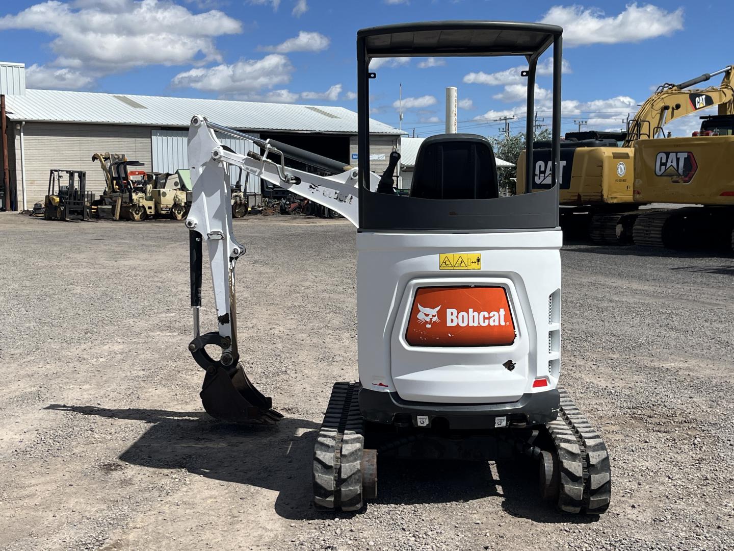 imagenes/INVOICE/2026/19134/Miniexcavadora_Bobcat_E20_26.JPG