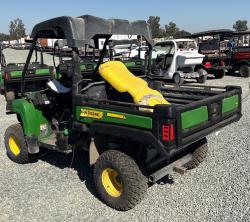 VEHICULO UTILITARIO JOHN DEERE GATOR HPX815E