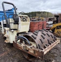 COMPACTADOR PATA DE CABRA INGERSOLL RAND SD-40F
