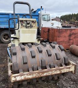 COMPACTADOR PATA DE CABRA INGERSOLL RAND SD-40F