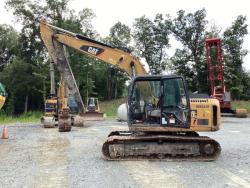 EXCAVADORA CATERPILLAR 313F LGC
