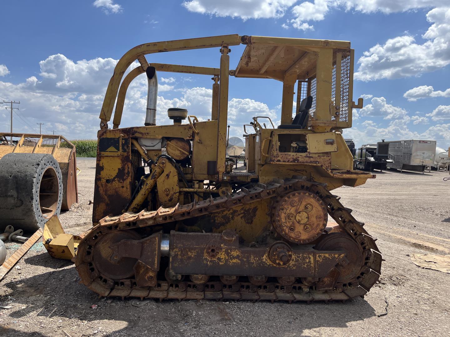 imagenes/INVOICE/2026/19155/Topador_frontal_Caterpillar_D5H_2.JPG