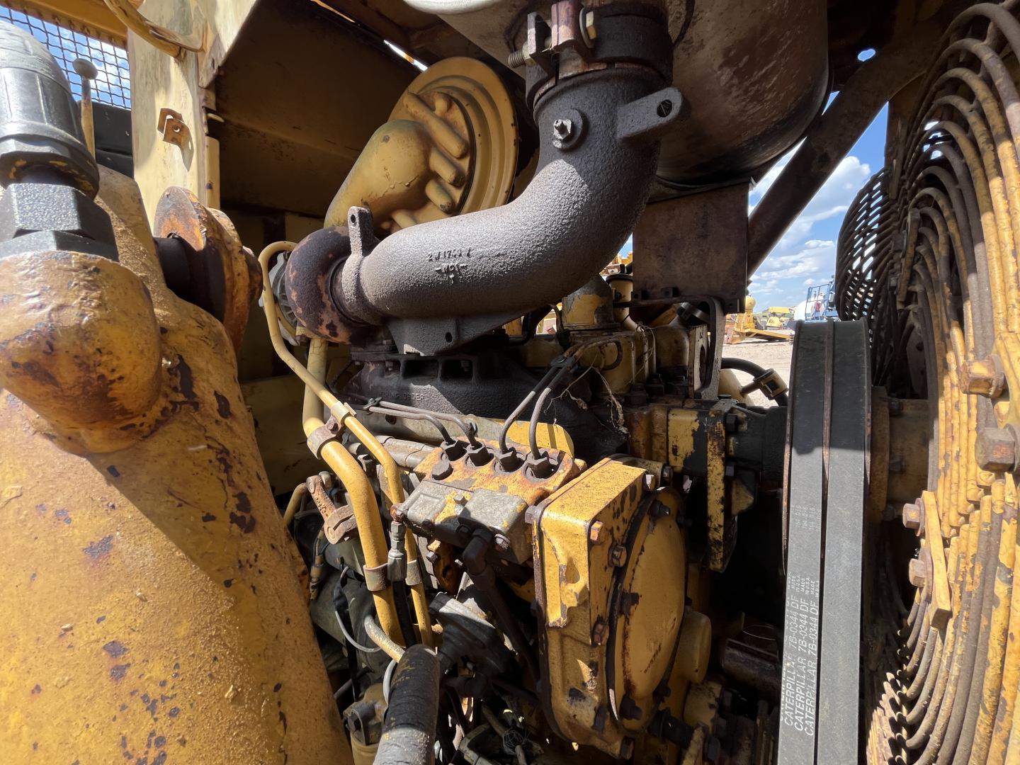 imagenes/INVOICE/2026/19155/Topador_frontal_Caterpillar_D5H_32.JPG