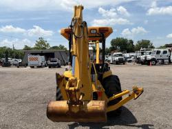 RETROEXCAVADORA JOHN DEERE 110