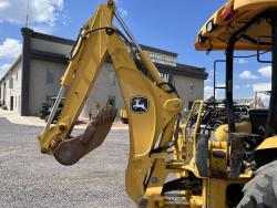 Retroexcavadora John Deere 110