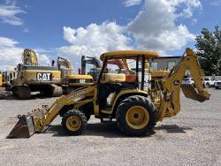 Retroexcavadora John Deere 110