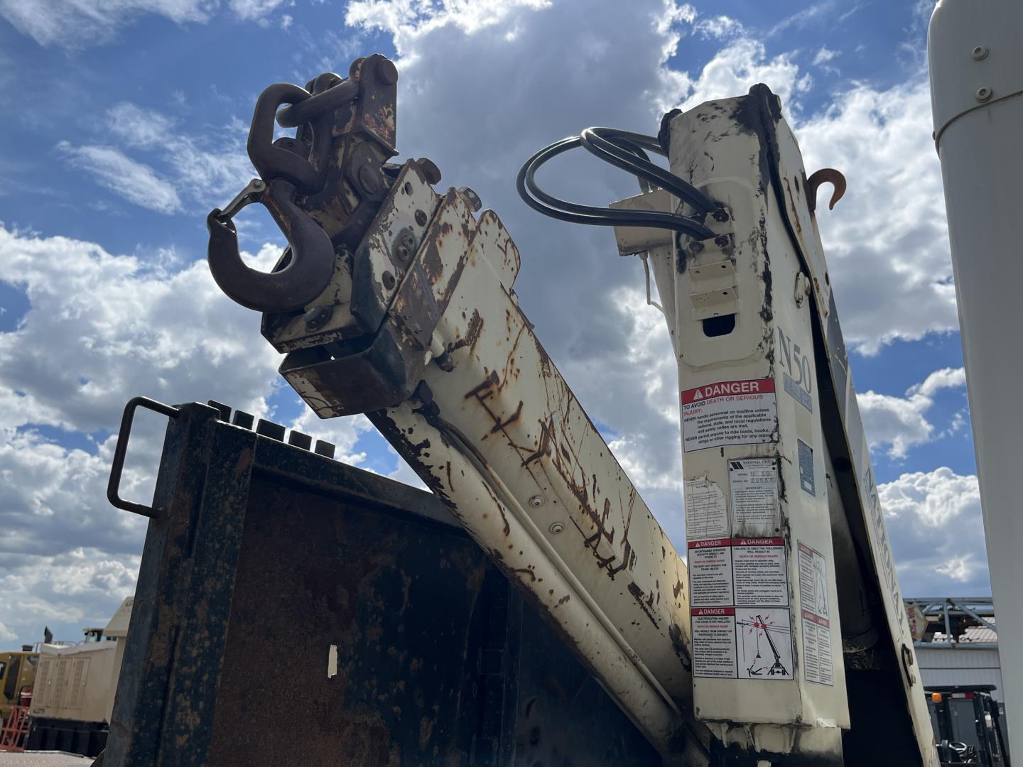 imagenes/INVOICE/2026/19166/Camion_Kenworth_T300_con_grua_National_Crane_series_N50_36.JPG