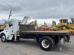 Camion Kenworth T300 con grua National Crane serie N50