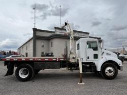 Camion Kenworth T300 con grua National Crane serie N50