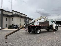 Camion Kenworth T300 con grua National Crane serie N50