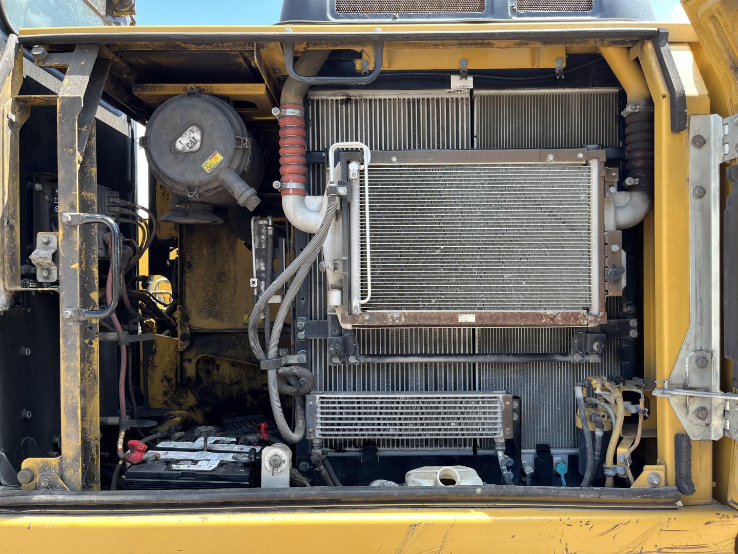 imagenes/INVOICE/2026/19170/Excavadora_Caterpillar_320EL_11.JPG