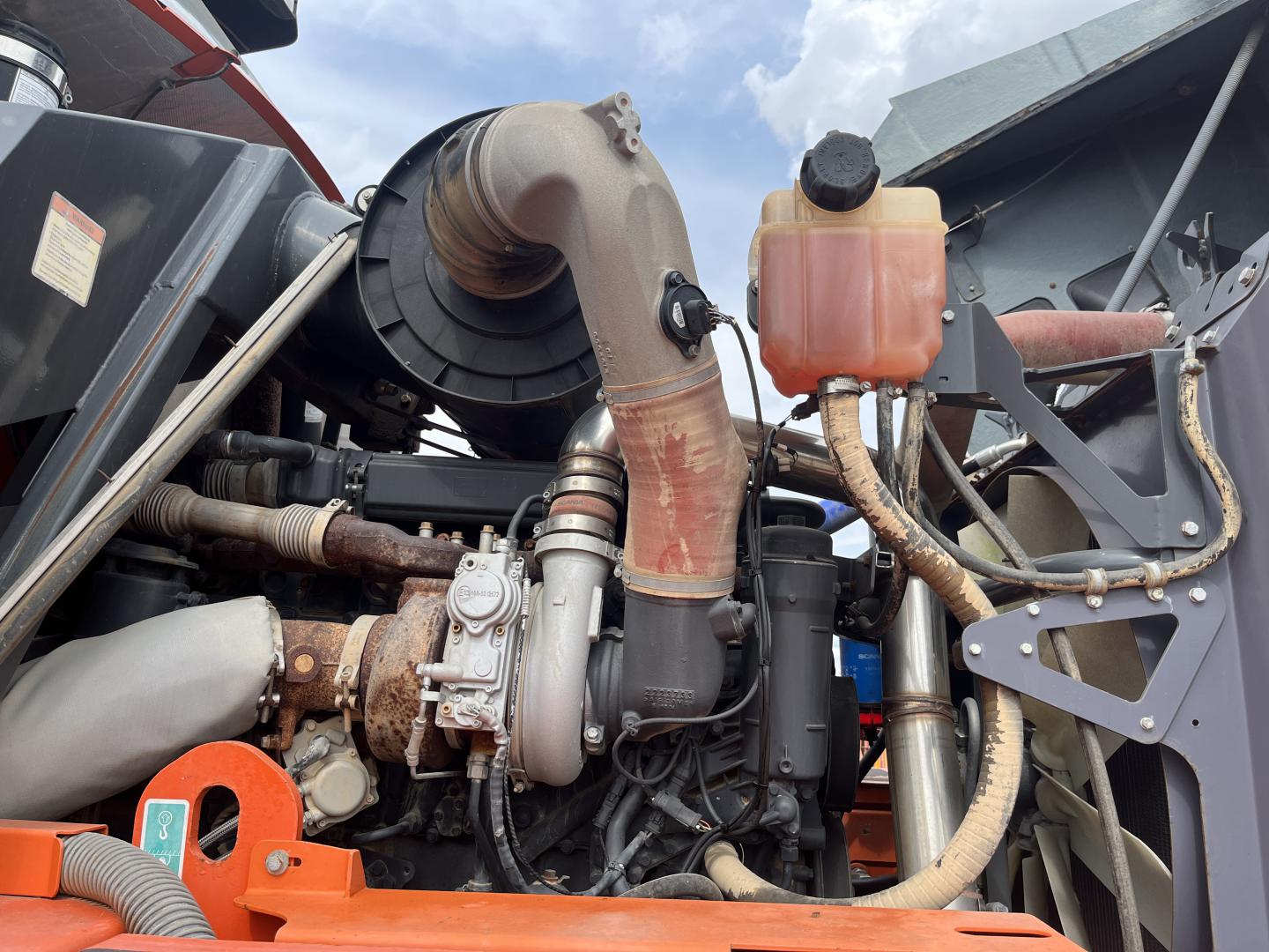 imagenes/INVOICE/2026/19173/Dompe_articulado_Doosan_DA40_16.JPG