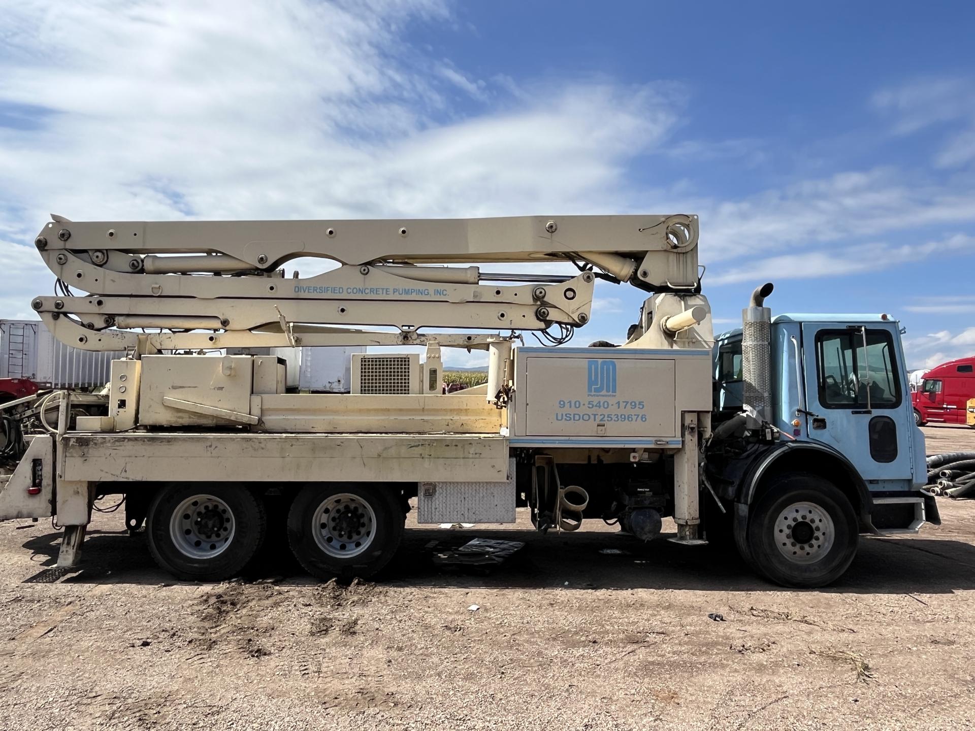imagenes/INVOICE/2026/19183/Camion_Mack_con_bomba_de_concreto_Putzmeister_bsf_28Z_11.JPG