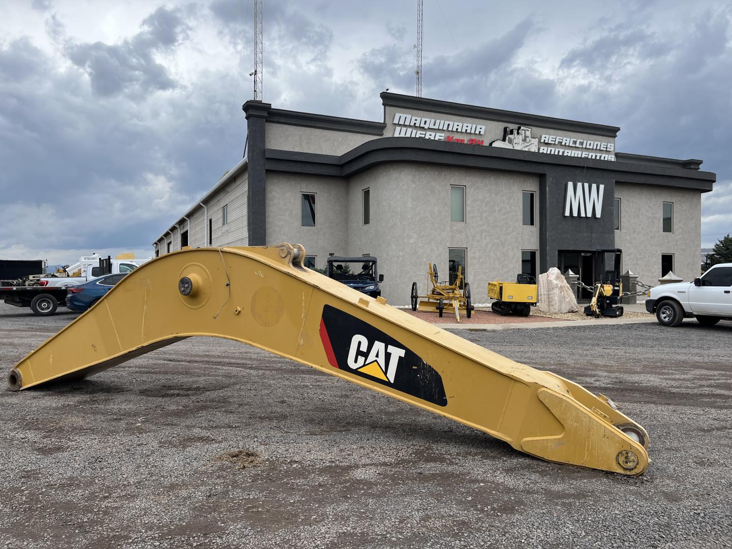 imagenes/INVOICE/2026/19185/Brazo_boom_para_excavadora_Caterpillar_336E_1.JPG