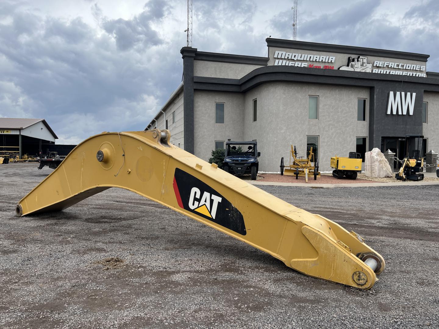 imagenes/INVOICE/2026/19185/Brazo_boom_para_excavadora_Caterpillar_336E_2.JPG