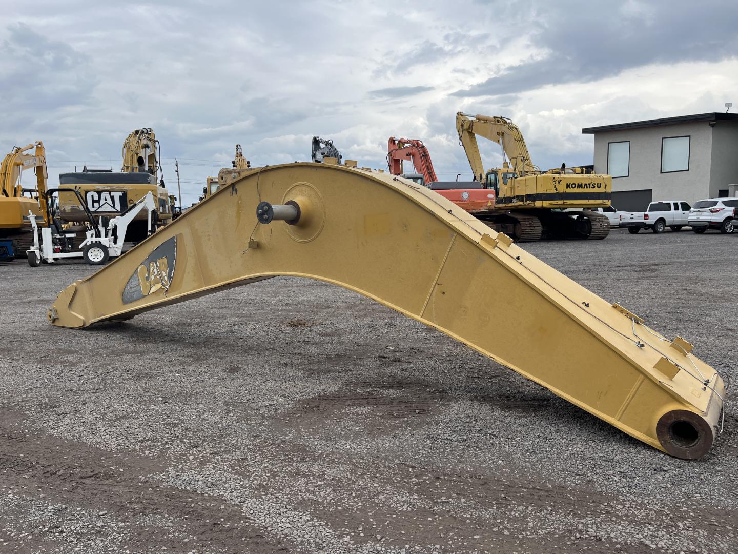 imagenes/INVOICE/2026/19185/Brazo_boom_para_excavadora_Caterpillar_336E_8.JPG