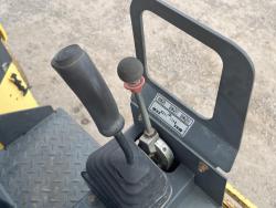 Compactador Hypac C747B