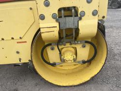 Compactador Hypac C747B
