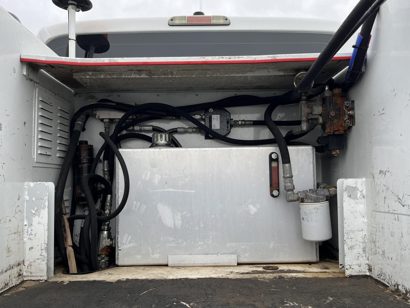 imagenes/INVOICE/2026/19194/Pick_up_high_rail_Ford_F250__13.JPG